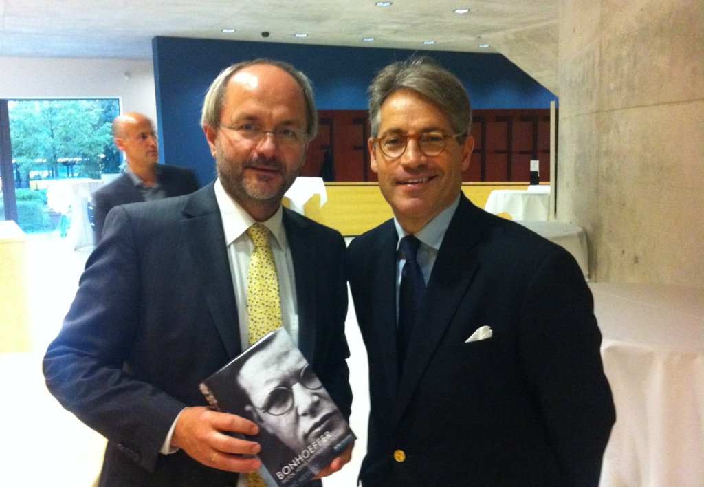 Bonhoeffer-Buch vorgestellt Bonhoeffer-Buch vorgestellt